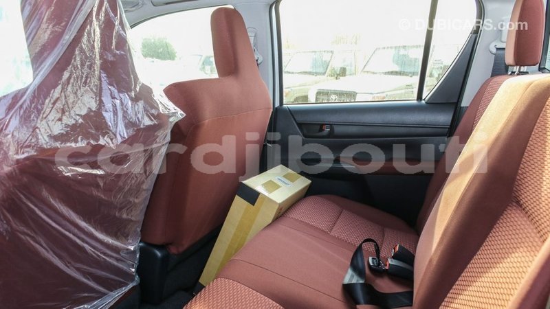 Big with watermark toyota hilux ali sabieh region import dubai 2148