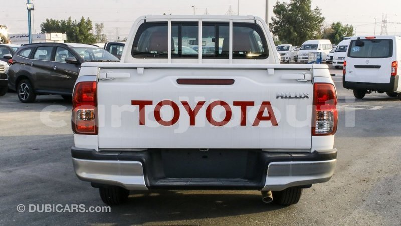 Big with watermark toyota hilux ali sabieh region import dubai 2148