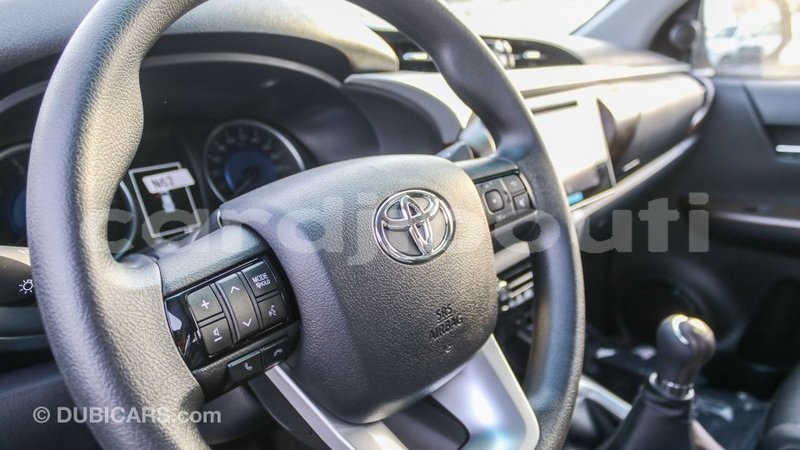 Big with watermark toyota hilux ali sabieh region import dubai 2149