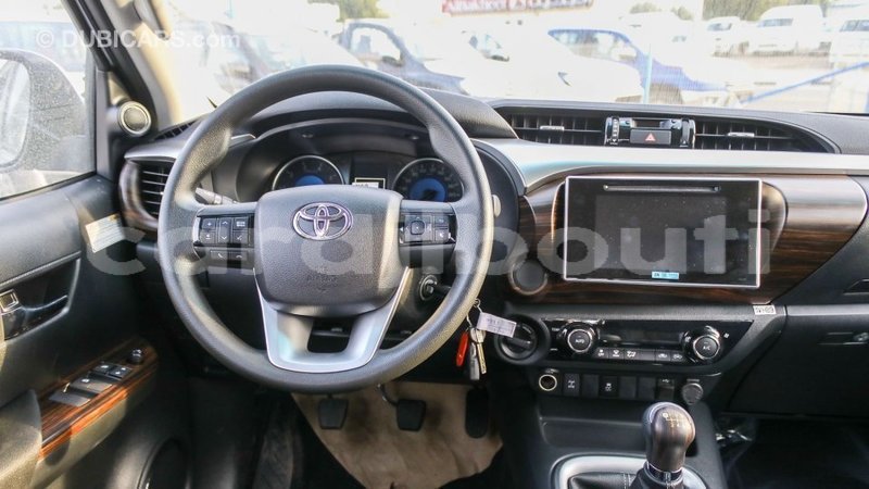 Big with watermark toyota hilux ali sabieh region import dubai 2149
