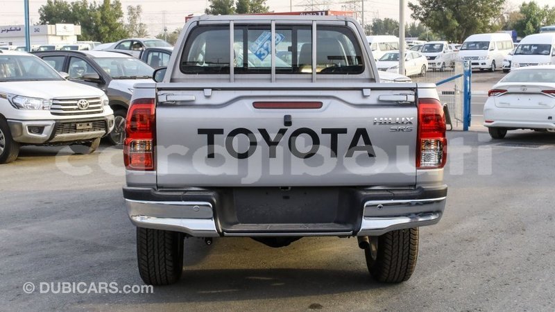 Big with watermark toyota hilux ali sabieh region import dubai 2149