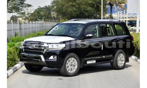 Acheter Import Voiture Toyota Land Cruiser Noir à Import - Dubai, Ali Sabieh Region Acheter Import Voiture Toyota Land Cruiser Noir à Import - Dubai, Ali Sabieh Region