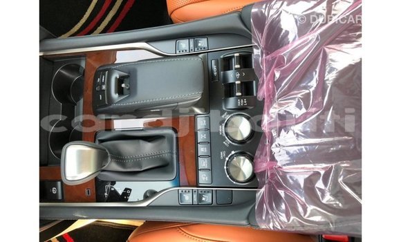 Acheter Import Voiture Lexus LX Autre à Import - Dubai, Ali Sabieh Region Acheter Import Voiture Lexus LX Autre à Import - Dubai, Ali Sabieh Region