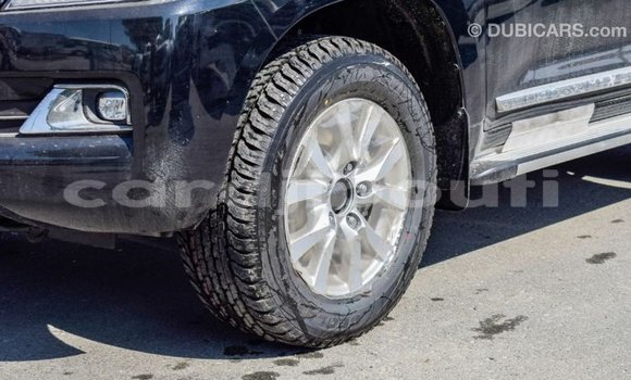 Acheter Import Voiture Toyota Land Cruiser Noir à Import - Dubai, Ali Sabieh Region Acheter Import Voiture Toyota Land Cruiser Noir à Import - Dubai, Ali Sabieh Region