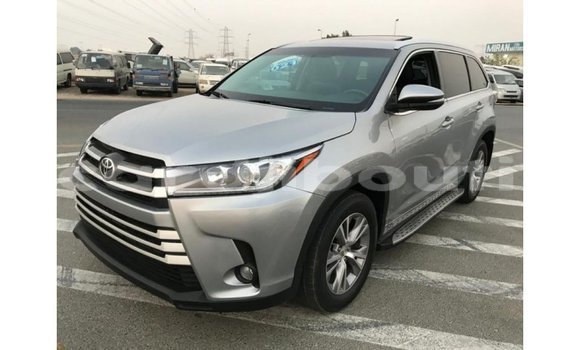 Medium with watermark toyota highlander ali sabieh region import dubai 2163