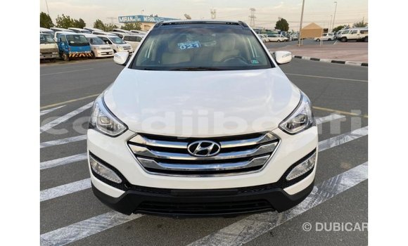 Buy Import Hyundai Santa Fe White Car in Import - Dubai in Ali Sabieh Region Buy Import Hyundai Santa Fe White Car in Import - Dubai in Ali Sabieh Region