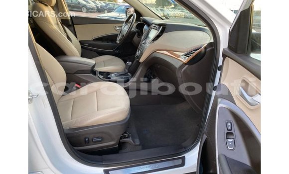 Buy Import Hyundai Santa Fe White Car in Import - Dubai in Ali Sabieh Region Buy Import Hyundai Santa Fe White Car in Import - Dubai in Ali Sabieh Region