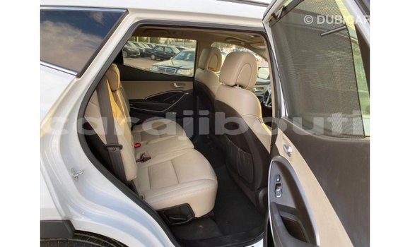 Buy Import Hyundai Santa Fe White Car in Import - Dubai in Ali Sabieh Region Buy Import Hyundai Santa Fe White Car in Import - Dubai in Ali Sabieh Region