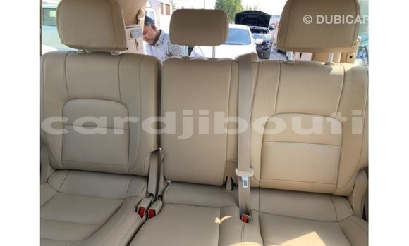 Buy Import Toyota Land Cruiser White Car in Import - Dubai in Ali Sabieh Region Buy Import Toyota Land Cruiser White Car in Import - Dubai in Ali Sabieh Region