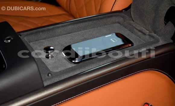 Acheter Import Voiture Lexus LX Noir à Import - Dubai, Ali Sabieh Region Acheter Import Voiture Lexus LX Noir à Import - Dubai, Ali Sabieh Region