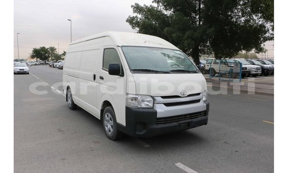 Buy Import Toyota Hiace White Car in Import - Dubai in Ali Sabieh Region Buy Import Toyota Hiace White Car in Import - Dubai in Ali Sabieh Region