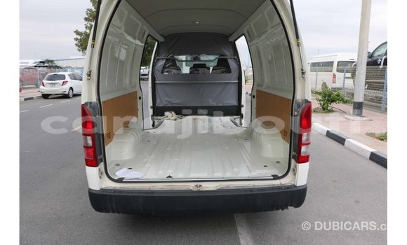 Buy Import Toyota Hiace White Car in Import - Dubai in Ali Sabieh Region Buy Import Toyota Hiace White Car in Import - Dubai in Ali Sabieh Region