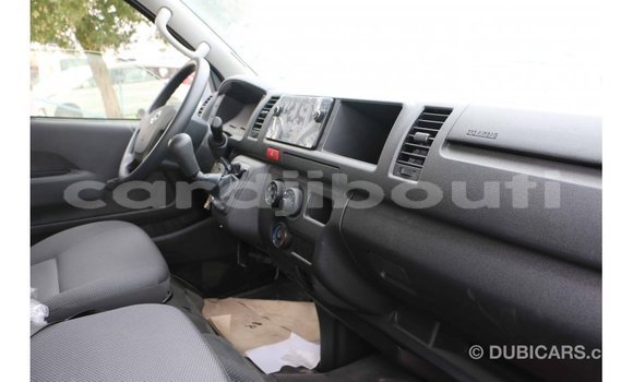 Buy Import Toyota Hiace White Car in Import - Dubai in Ali Sabieh Region Buy Import Toyota Hiace White Car in Import - Dubai in Ali Sabieh Region