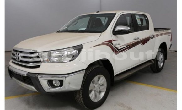 Acheter Import Voiture Toyota Hilux Blanc à Import - Dubai, Ali Sabieh Region Acheter Import Voiture Toyota Hilux Blanc à Import - Dubai, Ali Sabieh Region
