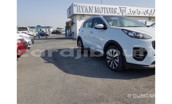 Buy Import Kia Sportage White Car in Import - Dubai in Ali Sabieh Region Buy Import Kia Sportage White Car in Import - Dubai in Ali Sabieh Region