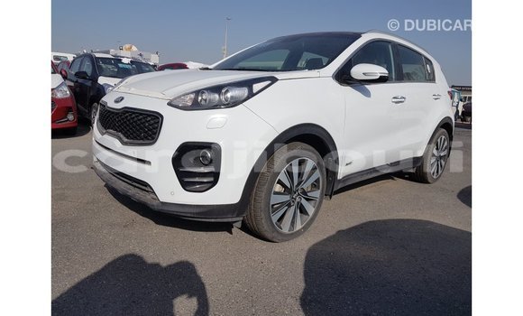 Buy Import Kia Sportage White Car in Import - Dubai in Ali Sabieh Region Buy Import Kia Sportage White Car in Import - Dubai in Ali Sabieh Region