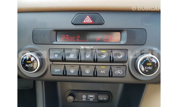 Buy Import Kia Sportage White Car in Import - Dubai in Ali Sabieh Region Buy Import Kia Sportage White Car in Import - Dubai in Ali Sabieh Region