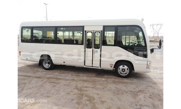 Buy Import Toyota Coaster White Car in Import - Dubai in Ali Sabieh Region Buy Import Toyota Coaster White Car in Import - Dubai in Ali Sabieh Region
