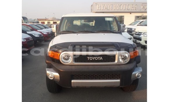 Buy Import Toyota FJ Cruiser Black Car in Import - Dubai in Ali Sabieh Region Buy Import Toyota FJ Cruiser Black Car in Import - Dubai in Ali Sabieh Region