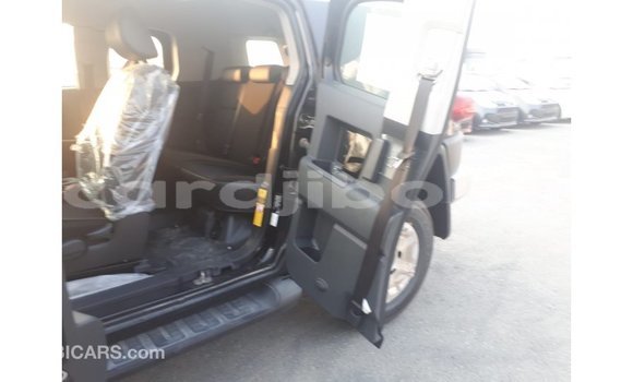 Buy Import Toyota FJ Cruiser Black Car in Import - Dubai in Ali Sabieh Region Buy Import Toyota FJ Cruiser Black Car in Import - Dubai in Ali Sabieh Region