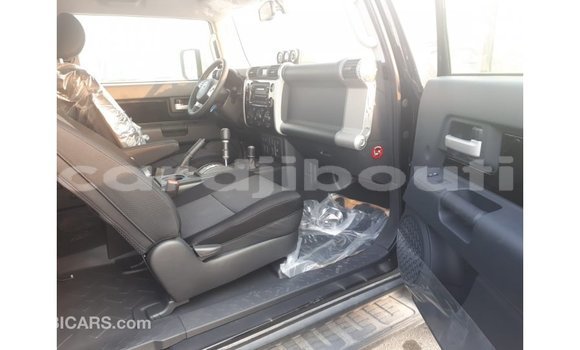 Buy Import Toyota FJ Cruiser Black Car in Import - Dubai in Ali Sabieh Region Buy Import Toyota FJ Cruiser Black Car in Import - Dubai in Ali Sabieh Region