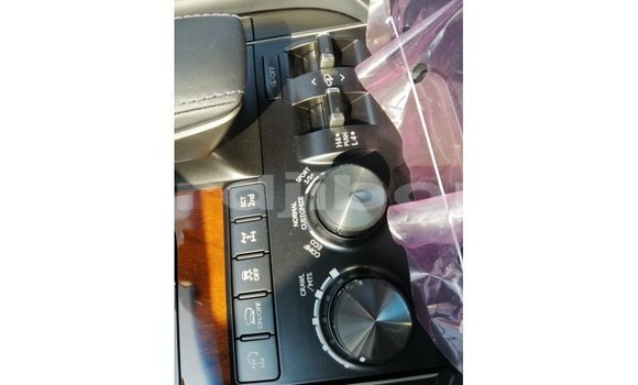 Acheter Import Voiture Lexus LX Noir à Import - Dubai, Ali Sabieh Region Acheter Import Voiture Lexus LX Noir à Import - Dubai, Ali Sabieh Region