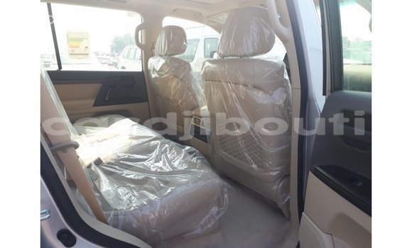 Buy Import Toyota Land Cruiser Other Car in Import - Dubai in Ali Sabieh Region Buy Import Toyota Land Cruiser Other Car in Import - Dubai in Ali Sabieh Region