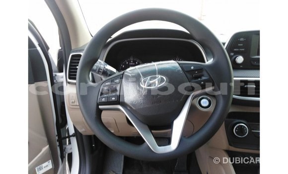Acheter Import Voiture Hyundai Tucson Blanc à Import - Dubai, Ali Sabieh Region Acheter Import Voiture Hyundai Tucson Blanc à Import - Dubai, Ali Sabieh Region