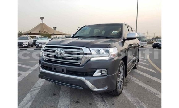 Buy Import Toyota Land Cruiser Other Car in Import - Dubai in Ali Sabieh Region Buy Import Toyota Land Cruiser Other Car in Import - Dubai in Ali Sabieh Region