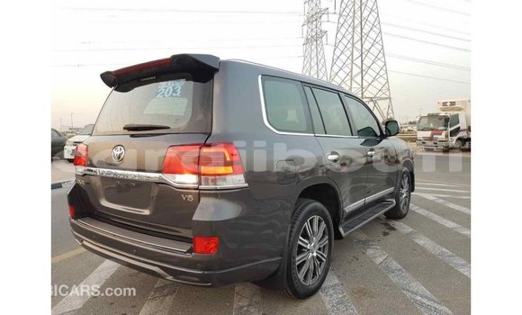 Buy Import Toyota Land Cruiser Other Car in Import - Dubai in Ali Sabieh Region Buy Import Toyota Land Cruiser Other Car in Import - Dubai in Ali Sabieh Region