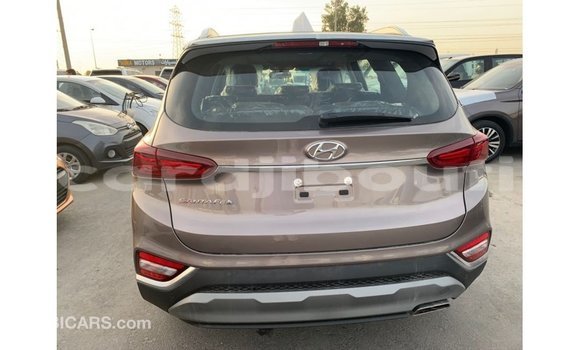 Buy Import Hyundai Santa Fe Brown Car in Import - Dubai in Ali Sabieh Region Buy Import Hyundai Santa Fe Brown Car in Import - Dubai in Ali Sabieh Region