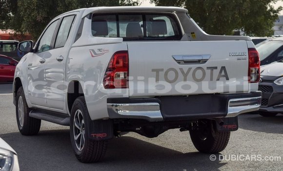 Buy Import Toyota Hilux White Car in Import - Dubai in Ali Sabieh Region Buy Import Toyota Hilux White Car in Import - Dubai in Ali Sabieh Region