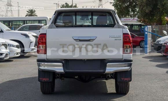 Buy Import Toyota Hilux White Car in Import - Dubai in Ali Sabieh Region Buy Import Toyota Hilux White Car in Import - Dubai in Ali Sabieh Region