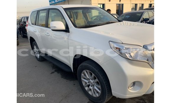 Buy Import Toyota Prado White Car in Import - Dubai in Ali Sabieh Region Buy Import Toyota Prado White Car in Import - Dubai in Ali Sabieh Region