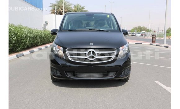 Buy Import Mercedes-Benz 250 Black Car in Import - Dubai in Ali Sabieh Region Buy Import Mercedes-Benz 250 Black Car in Import - Dubai in Ali Sabieh Region