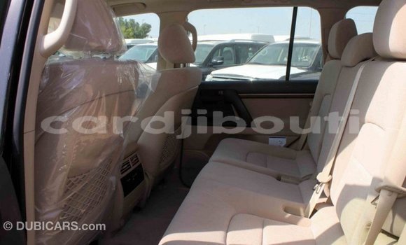 Acheter Import Voiture Toyota Land Cruiser Noir à Import - Dubai, Ali Sabieh Region Acheter Import Voiture Toyota Land Cruiser Noir à Import - Dubai, Ali Sabieh Region