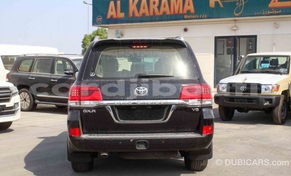 Acheter Import Voiture Toyota Land Cruiser Noir à Import - Dubai, Ali Sabieh Region Acheter Import Voiture Toyota Land Cruiser Noir à Import - Dubai, Ali Sabieh Region