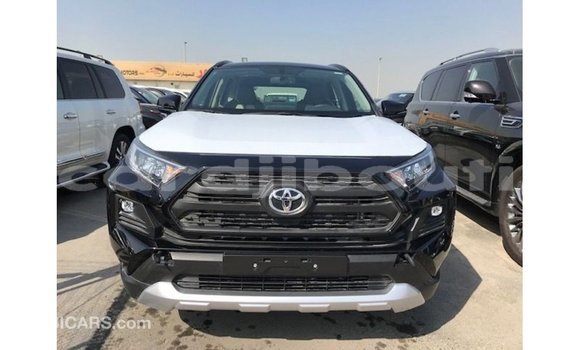 Acheter Import Voiture Toyota 4Runner Noir à Import - Dubai, Ali Sabieh Region Acheter Import Voiture Toyota 4Runner Noir à Import - Dubai, Ali Sabieh Region