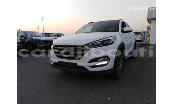 Acheter Import Voiture Hyundai Tucson Blanc à Import - Dubai, Ali Sabieh Region Acheter Import Voiture Hyundai Tucson Blanc à Import - Dubai, Ali Sabieh Region