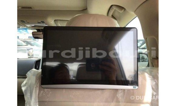 Acheter Import Voiture Toyota Land Cruiser Autre à Import - Dubai, Ali Sabieh Region Acheter Import Voiture Toyota Land Cruiser Autre à Import - Dubai, Ali Sabieh Region