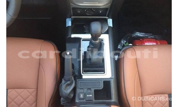 Acheter Import Voiture Toyota Prado Noir à Import - Dubai, Ali Sabieh Region Acheter Import Voiture Toyota Prado Noir à Import - Dubai, Ali Sabieh Region