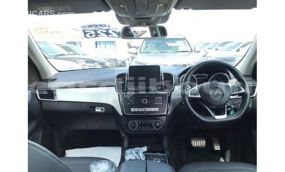 Acheter Import Voiture Mercedes-Benz 250 Autre à Import - Dubai, Ali Sabieh Region Acheter Import Voiture Mercedes-Benz 250 Autre à Import - Dubai, Ali Sabieh Region