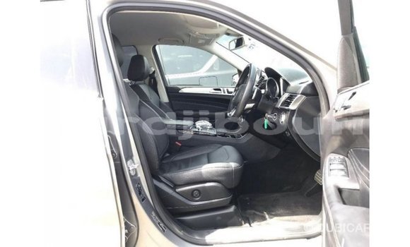 Acheter Import Voiture Mercedes-Benz 250 Autre à Import - Dubai, Ali Sabieh Region Acheter Import Voiture Mercedes-Benz 250 Autre à Import - Dubai, Ali Sabieh Region