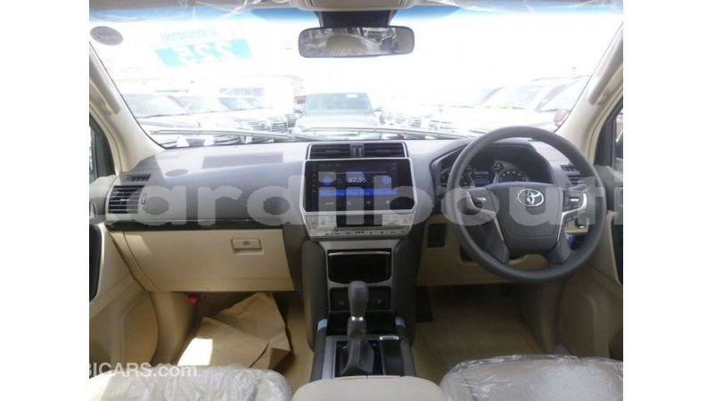 Big with watermark toyota prado ali sabieh region import dubai 2304