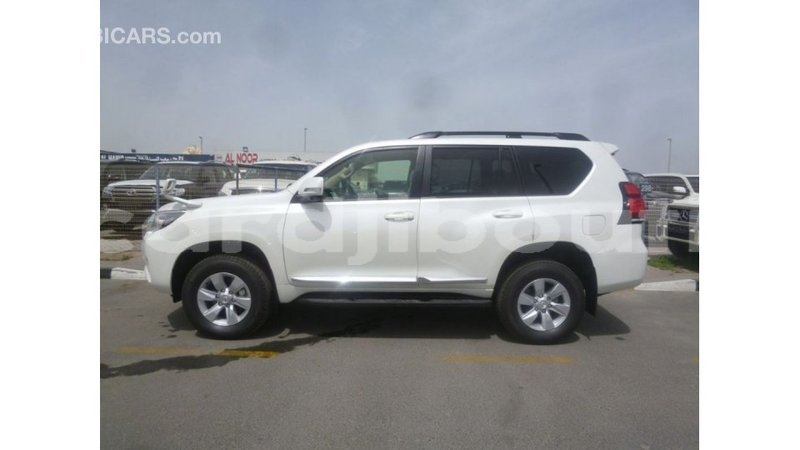 Big with watermark toyota prado ali sabieh region import dubai 2304