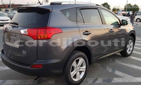 Buy Import Toyota RAV4 Other Car in Import - Dubai in Ali Sabieh Region Buy Import Toyota RAV4 Other Car in Import - Dubai in Ali Sabieh Region
