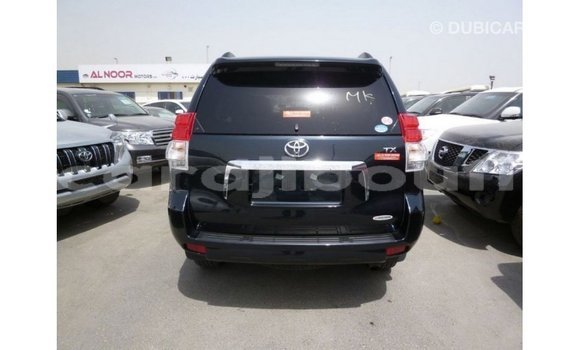 Acheter Import Voiture Toyota Prado Bleu à Import - Dubai, Ali Sabieh Region Acheter Import Voiture Toyota Prado Bleu à Import - Dubai, Ali Sabieh Region