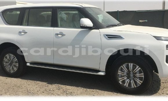Acheter Import Voiture Nissan Patrol Blanc à Import - Dubai, Ali Sabieh Region Acheter Import Voiture Nissan Patrol Blanc à Import - Dubai, Ali Sabieh Region