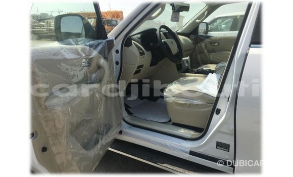 Acheter Import Voiture Nissan Patrol Blanc à Import - Dubai, Ali Sabieh Region Acheter Import Voiture Nissan Patrol Blanc à Import - Dubai, Ali Sabieh Region