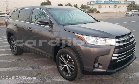 Buy Import Toyota Highlander Other Car in Import - Dubai in Ali Sabieh Region Buy Import Toyota Highlander Other Car in Import - Dubai in Ali Sabieh Region